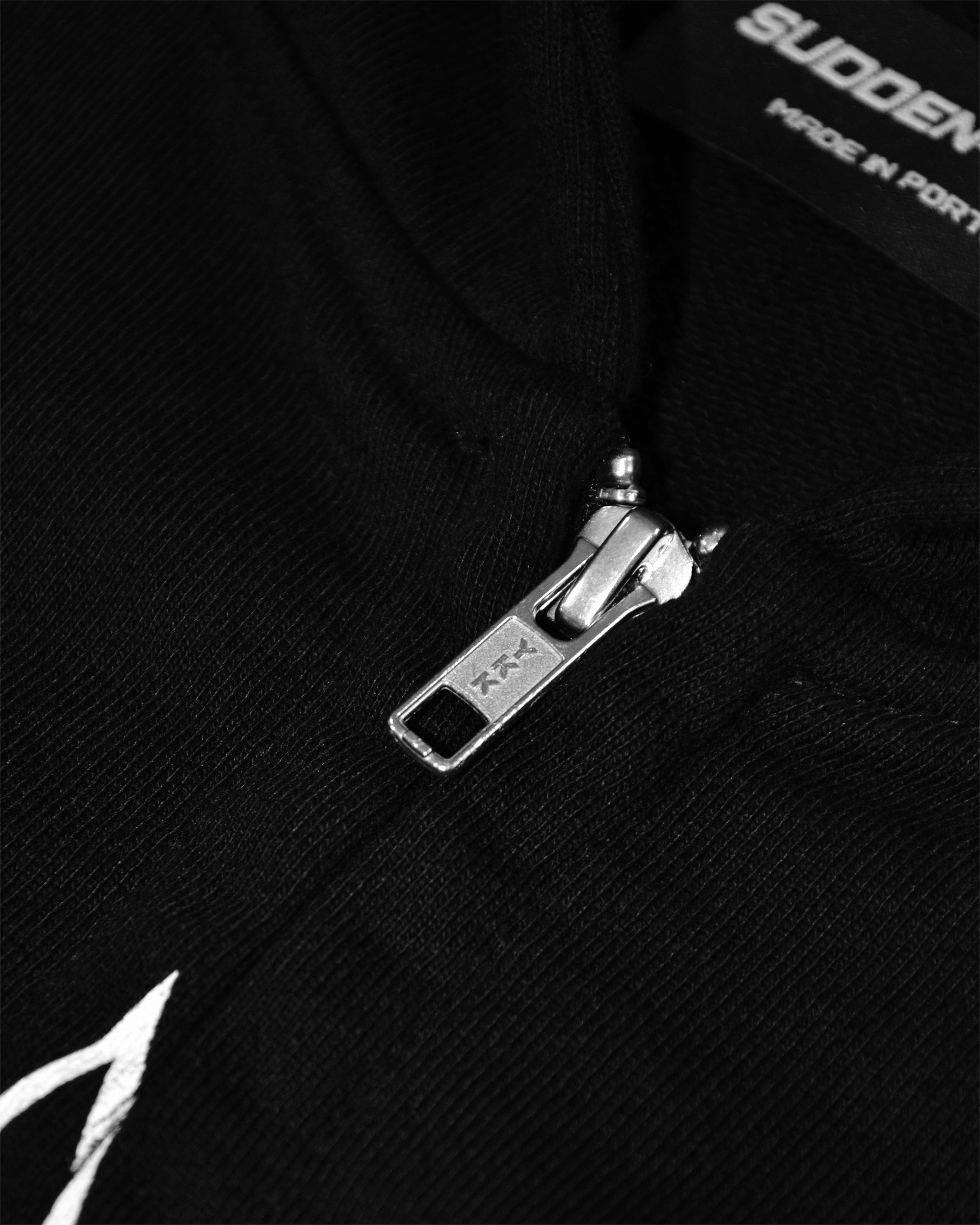 Sudadera con Cremallera Negra Boxy RAW